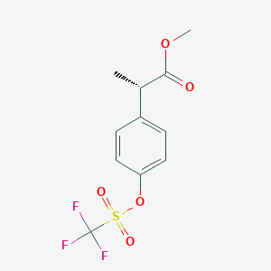 molecular formula C11H11F3O5S B15534567 Methyl (S)-2-(4-(((trifluoromethyl)sulfonyl)oxy)phenyl)propanoate 