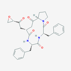 molecular formula C33H40N4O6 B157398 (3S,6S,9S,12R)-3,6-dibenzyl-9-[2-[(2S)-oxiran-2-yl]-2-oxoethyl]-1,4,7-triazabicyclo[10.3.0]pentadecane-2,5,8,11-tetrone CAS No. 133155-90-5