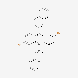 molecular formula C34H20Br2 B1592718 2,6-二溴-9,10-二(萘-2-基)蒽 CAS No. 561064-15-1