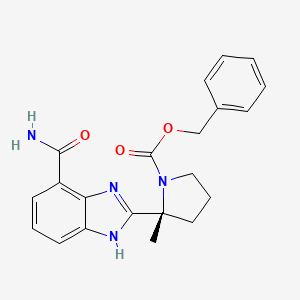 molecular formula C21H22N4O3 B1592959 (R)-Benzyl 2-(7-carbamoyl-1H-benzo[d]imidazol-2-yl)-2-methylpyrrolidine-1-carboxylate CAS No. 912444-73-6