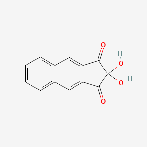 molecular formula C13H8O4 B1594501 1H-苯并(f)茚-1,3(2H)-二酮，2,2-二羟基- CAS No. 38627-57-5