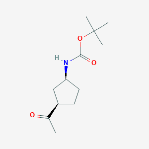 molecular formula C12H21NO3 B1604239 tert-Butyl ((1S,3R)-3-acetylcyclopentyl)carbamate CAS No. 204913-01-9