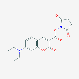 molecular formula C18H18N2O6 B160613 2,5-Dioxopyrrolidin-1-yl 7-(diethylamino)-2-oxo-2H-chromene-3-carboxylate CAS No. 139346-57-9