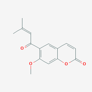 molecular formula C15H14O4 B162087 香豆素，7-甲氧基-6-(3-甲基巴豆酰基)- CAS No. 16850-91-2