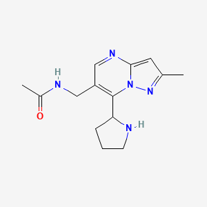 molecular formula C14H19N5O B1653612 N-{[2-methyl-7-(pyrrolidin-2-yl)pyrazolo[1,5-a]pyrimidin-6-yl]methyl}acetamide CAS No. 1858250-06-2