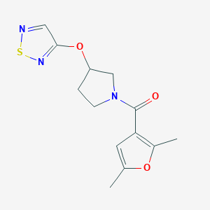 3-{[1-(2,5-Dimethylfuran-3-carbonyl)pyrrolidin-3-yl]oxy}-1,2,5-thiadiazole