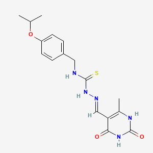 (2E)-2-[(6-methyl-2,4-dioxo-1,2,3,4-tetrahydropyrimidin-5-yl)methylidene]-N-[4-(propan-2-yloxy)benzyl]hydrazinecarbothioamide