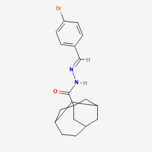 molecular formula C19H23BrN2O B1657199 N-[(E)-(4-Bromophenyl)methylideneamino]tricyclo[4.3.1.13,8]undecane-1-carboxamide CAS No. 5571-22-2