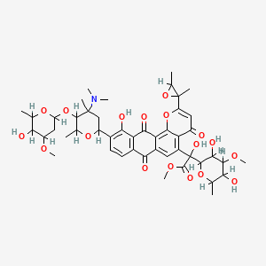 molecular formula C47H59NO18 B1665275 Methyl 2-(3,5-dihydroxy-4-methoxy-6-methyloxan-2-yl)-2-[10-[4-(dimethylamino)-5-(5-hydroxy-4-methoxy-6-methyloxan-2-yl)oxy-4,6-dimethyloxan-2-yl]-2-(2,3-dimethyloxiran-2-yl)-11-hydroxy-4,7,12-trioxonaphtho[2,3-h]chromen-5-yl]-2-hydroxyacetate CAS No. 128461-00-7