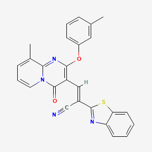 (E)-2-(1,3-benzothiazol-2-yl)-3-[9-methyl-2-(3-methylphenoxy)-4-oxopyrido[1,2-a]pyrimidin-3-yl]prop-2-enenitrile