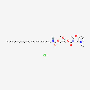 B1669349 2-(N-Acetyl-N-(2-methoxy-3-octadecylcarbamoyloxypropoxycarbonyl)aminomethyl)-1-ethylpyridinium CAS No. 100488-87-7