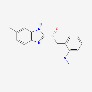 B1677925 Benzenamine, N,N-dimethyl-2-[[(6-methyl-1H-benzimidazol-2-yl)sulfinyl]methyl]-;Benzenamine, N,N-dimethyl-2-[[(6-methyl-1H-benzimidazol-2-yl)sulfinyl]methyl]- CAS No. 104340-52-5