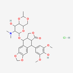 B1679020 5-[[7-(Dimethylamino)-8-hydroxy-2-methyl-4,4a,6,7,8,8a-hexahydropyrano[3,2-d][1,3]dioxin-6-yl]oxy]-9-(4-hydroxy-3,5-dimethoxyphenyl)-5a,6,8a,9-tetrahydro-5H-[2]benzofuro[6,5-f][1,3]benzodioxol-8-one;hydrochloride CAS No. 105760-98-3