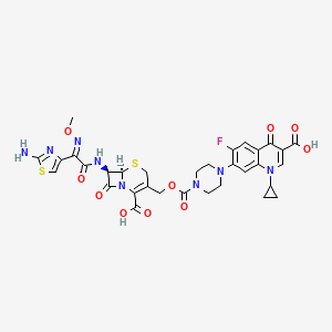 (6R,7R)-7-[[(2E)-2-(2-Amino-1,3-thiazol-4-yl)-2-methoxyiminoacetyl]amino]-3-[[4-(3-carboxy-1-cyclopropyl-6-fluoro-4-oxoquinolin-7-yl)piperazine-1-carbonyl]oxymethyl]-8-oxo-5-thia-1-azabicyclo[4.2.0]oct-2-ene-2-carboxylic acid
