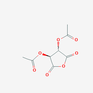 molecular formula C8H8O7 B019596 2,5-Furandione, 3,4-bis(acetyloxy)dihydro-, (3S,4S)- CAS No. 70728-23-3