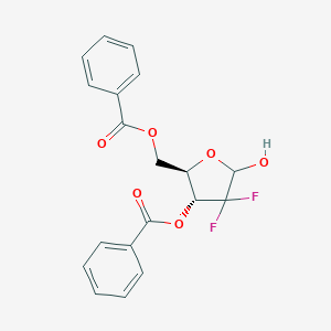 molecular formula C19H16F2O6 B021879 ((2R,3R)-3-(benzoyloxy)-4,4-difluoro-5-hydroxytetrahydrofuran-2-yl)methyl benzoate CAS No. 143157-22-6