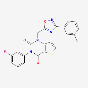 molecular formula C22H15FN4O3S B2354273 N-(2-呋喃甲基)-2-[(6-甲基-7-氧代-2-吡咯烷-1-基-6,7-二氢[1,3]噻唑并[4,5-d]嘧啶-5-基)硫代]乙酰胺 CAS No. 1226430-20-1