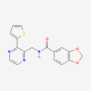 molecular formula C17H13N3O3S B2354407 N-((3-(thiophen-2-yl)pyrazin-2-yl)methyl)benzo[d][1,3]dioxole-5-carboxamide CAS No. 2034239-11-5