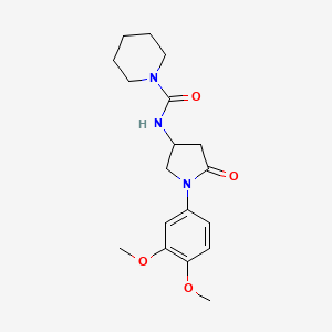 molecular formula C18H25N3O4 B2354662 N-[1-(3,4-dimethoxyphenyl)-5-oxopyrrolidin-3-yl]piperidine-1-carboxamide CAS No. 894043-94-8