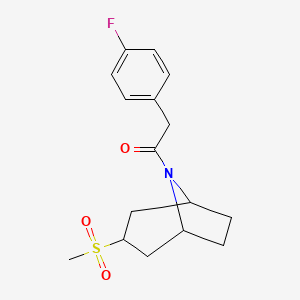 B2358240 2-(4-fluorophenyl)-1-((1R,5S)-3-(methylsulfonyl)-8-azabicyclo[3.2.1]octan-8-yl)ethanone CAS No. 1705395-92-1