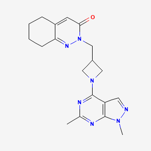 molecular formula C19H23N7O B2359877 2-[(1-{1,6-dimethyl-1H-pyrazolo[3,4-d]pyrimidin-4-yl}azetidin-3-yl)methyl]-2,3,5,6,7,8-hexahydrocinnolin-3-one CAS No. 2201468-68-8