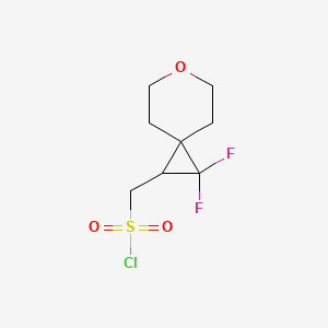 molecular formula C8H11ClF2O3S B2360123 (2,2-二氟-6-氧代螺[2.5]辛烷-1-基)甲磺酰氯 CAS No. 2241127-91-1