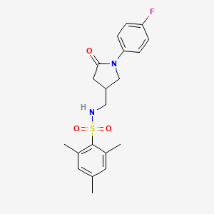 molecular formula C20H23FN2O3S B2361063 N-((1-(4-fluorophenyl)-5-oxopyrrolidin-3-yl)methyl)-2,4,6-trimethylbenzenesulfonamide CAS No. 954713-98-5
