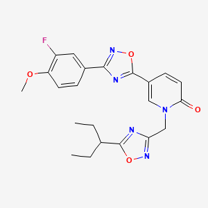 molecular formula C22H22FN5O4 B2362332 1-{[5-(1-ethylpropyl)-1,2,4-oxadiazol-3-yl]methyl}-5-[3-(3-fluoro-4-methoxyphenyl)-1,2,4-oxadiazol-5-yl]pyridin-2(1H)-one CAS No. 1396810-81-3