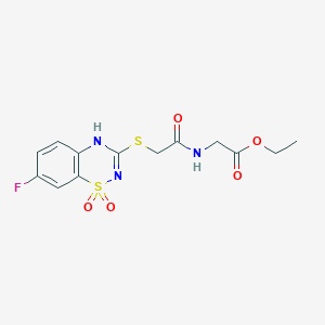 molecular formula C13H14FN3O5S2 B2363130 ethyl 2-(2-((7-fluoro-1,1-dioxido-4H-benzo[e][1,2,4]thiadiazin-3-yl)thio)acetamido)acetate CAS No. 886956-05-4