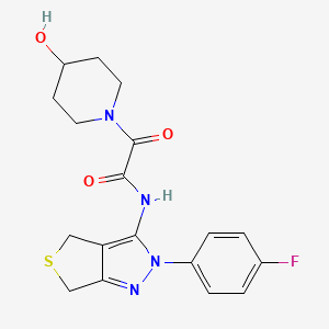 molecular formula C18H19FN4O3S B2363768 N-[2-(4-fluorophenyl)-2H,4H,6H-thieno[3,4-c]pyrazol-3-yl]-2-(4-hydroxypiperidin-1-yl)-2-oxoacetamide CAS No. 900010-28-8