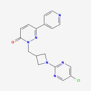 molecular formula C17H15ClN6O B2364201 2-{[1-(5-Chloropyrimidin-2-yl)azetidin-3-yl]methyl}-6-(pyridin-4-yl)-2,3-dihydropyridazin-3-one CAS No. 2198441-10-8