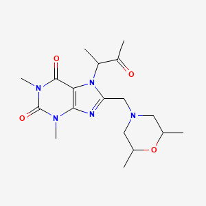 molecular formula C18H27N5O4 B2365553 8-((2,6-dimethylmorpholino)methyl)-1,3-dimethyl-7-(3-oxobutan-2-yl)-1H-purine-2,6(3H,7H)-dione CAS No. 1005127-17-2