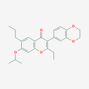 molecular formula C25H28O5 B2366367 3-(2,3-dihydrobenzo[b][1,4]dioxin-6-yl)-2-ethyl-7-isopropoxy-6-propyl-4H-chromen-4-one CAS No. 159647-69-5