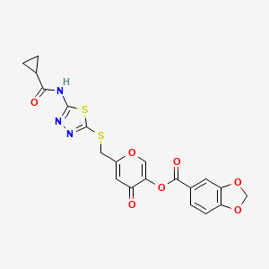 molecular formula C20H15N3O7S2 B2367238 6-(((5-(cyclopropanecarboxamido)-1,3,4-thiadiazol-2-yl)thio)methyl)-4-oxo-4H-pyran-3-yl benzo[d][1,3]dioxole-5-carboxylate CAS No. 877651-03-1