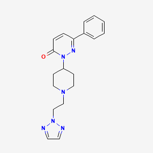 B2369170 6-Phenyl-2-[1-[2-(triazol-2-yl)ethyl]piperidin-4-yl]pyridazin-3-one CAS No. 2379994-26-8