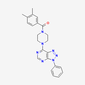 molecular formula C23H23N7O B2369493 (3,4-dimethylphenyl)(4-(3-phenyl-3H-[1,2,3]triazolo[4,5-d]pyrimidin-7-yl)piperazin-1-yl)methanone CAS No. 920405-08-9