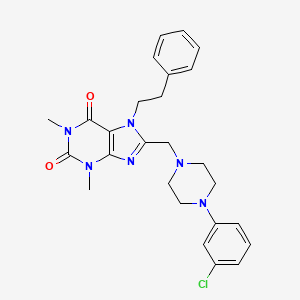 molecular formula C26H29ClN6O2 B2370397 8-{[4-(3-chlorophenyl)piperazin-1-yl]methyl}-1,3-dimethyl-7-(2-phenylethyl)-3,7-dihydro-1H-purine-2,6-dione CAS No. 851943-36-7