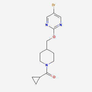 B2371688 [4-[(5-Bromopyrimidin-2-yl)oxymethyl]piperidin-1-yl]-cyclopropylmethanone CAS No. 2379995-39-6