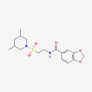molecular formula C17H24N2O5S B2372554 N-(2-((3,5-dimethylpiperidin-1-yl)sulfonyl)ethyl)benzo[d][1,3]dioxole-5-carboxamide CAS No. 899968-15-1