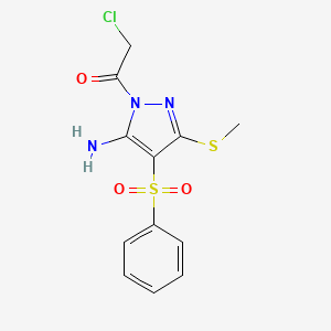 molecular formula C12H12ClN3O3S2 B2373031 1-(5-amino-3-(methylthio)-4-(phenylsulfonyl)-1H-pyrazol-1-yl)-2-chloroethanone CAS No. 1019099-76-3