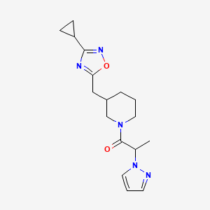 1-(3-((3-cyclopropyl-1,2,4-oxadiazol-5-yl)methyl)piperidin-1-yl)-2-(1H-pyrazol-1-yl)propan-1-one