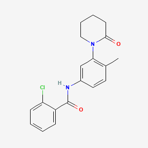 molecular formula C19H19ClN2O2 B2378846 2-chloro-N-[4-methyl-3-(2-oxopiperidin-1-yl)phenyl]benzamide CAS No. 922866-55-5