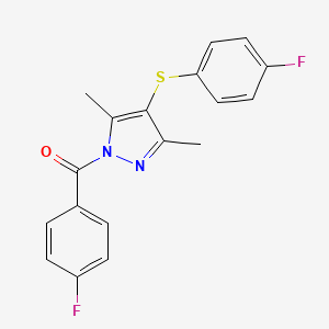 molecular formula C18H14F2N2OS B2383063 (4-Fluorophenyl)-[4-(4-fluorophenyl)sulfanyl-3,5-dimethylpyrazol-1-yl]methanone CAS No. 1001786-06-6