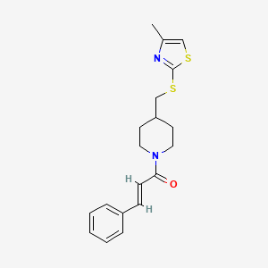 (E)-1-(4-(((4-methylthiazol-2-yl)thio)methyl)piperidin-1-yl)-3-phenylprop-2-en-1-one