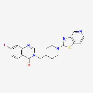 7-Fluoro-3-[[1-([1,3]thiazolo[4,5-c]pyridin-2-yl)piperidin-4-yl]methyl]quinazolin-4-one