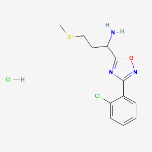 molecular formula C12H15Cl2N3OS B2384661 1-[3-(2-Chlorophenyl)-1,2,4-oxadiazol-5-YL]-3-(methylsulfanyl)propan-1-amine hydrochloride CAS No. 1573548-51-2