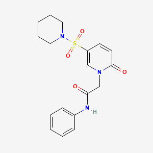 molecular formula C18H21N3O4S B2385299 2-[2-oxo-5-(piperidin-1-ylsulfonyl)pyridin-1(2H)-yl]-N-phenylacetamide CAS No. 1251630-98-4