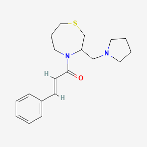(E)-3-phenyl-1-(3-(pyrrolidin-1-ylmethyl)-1,4-thiazepan-4-yl)prop-2-en-1-one