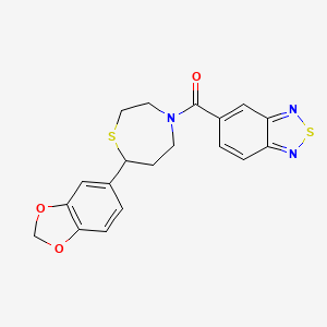 molecular formula C19H17N3O3S2 B2390057 Benzo[c][1,2,5]thiadiazol-5-yl(7-(benzo[d][1,3]dioxol-5-yl)-1,4-thiazepan-4-yl)methanone CAS No. 1706002-09-6