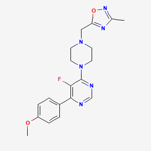 B2390459 5-[[4-[5-Fluoro-6-(4-methoxyphenyl)pyrimidin-4-yl]piperazin-1-yl]methyl]-3-methyl-1,2,4-oxadiazole CAS No. 2379977-40-7